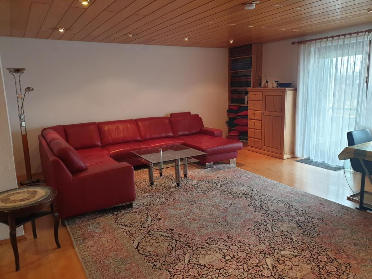 Wohnung Fuer 4 Personen, 2 Schlafzimmer, 2 Parkplaetze, Wlan 콘스탄츠 외부 사진